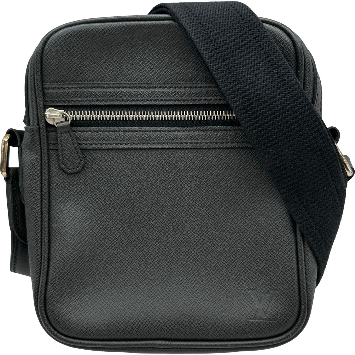 Louis Vuitton M32462 Shoulder Bag