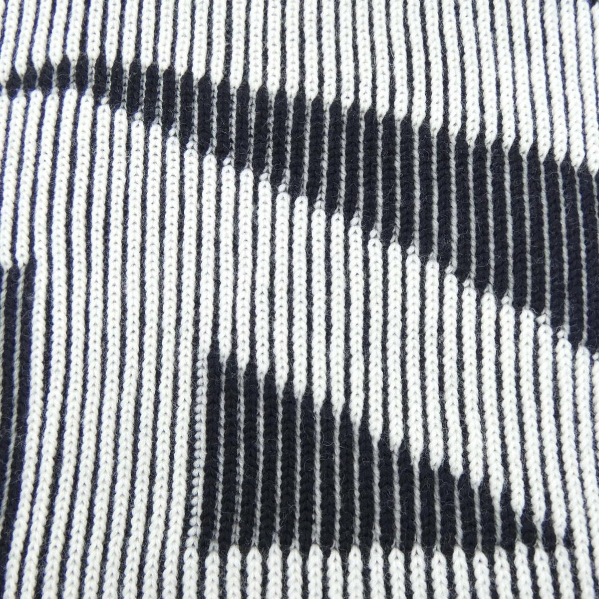 balenciaga scarf side view