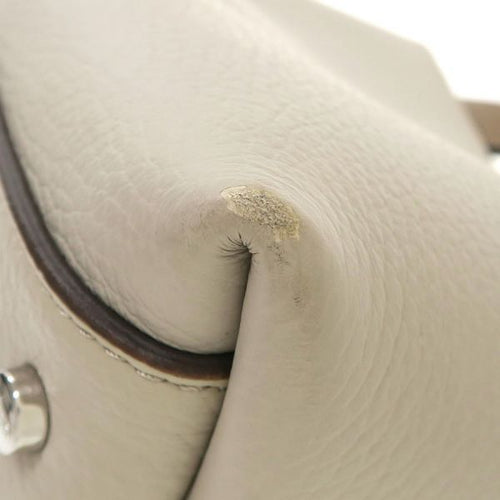 tod's shoulder bag accessories included