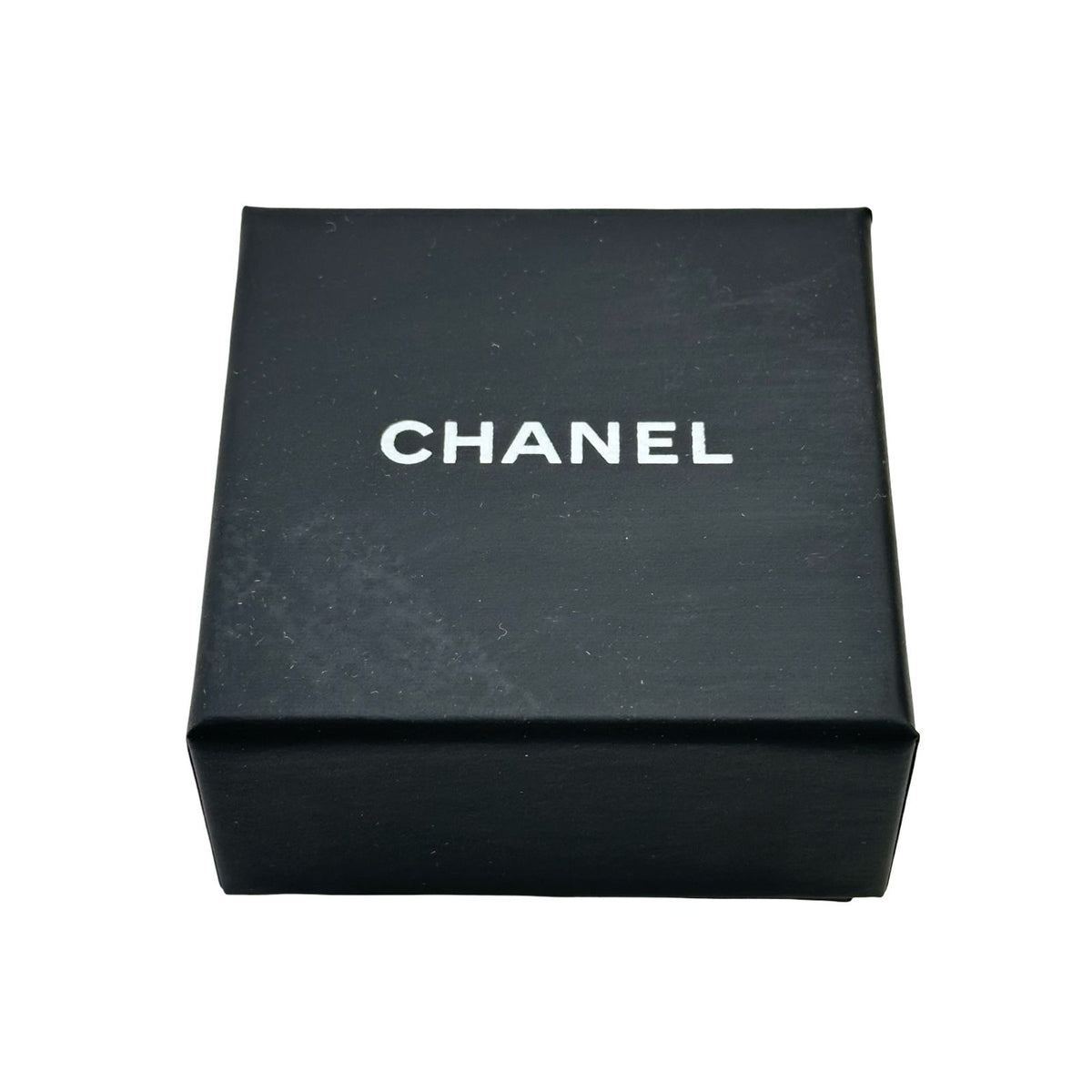chanel earrings functional details