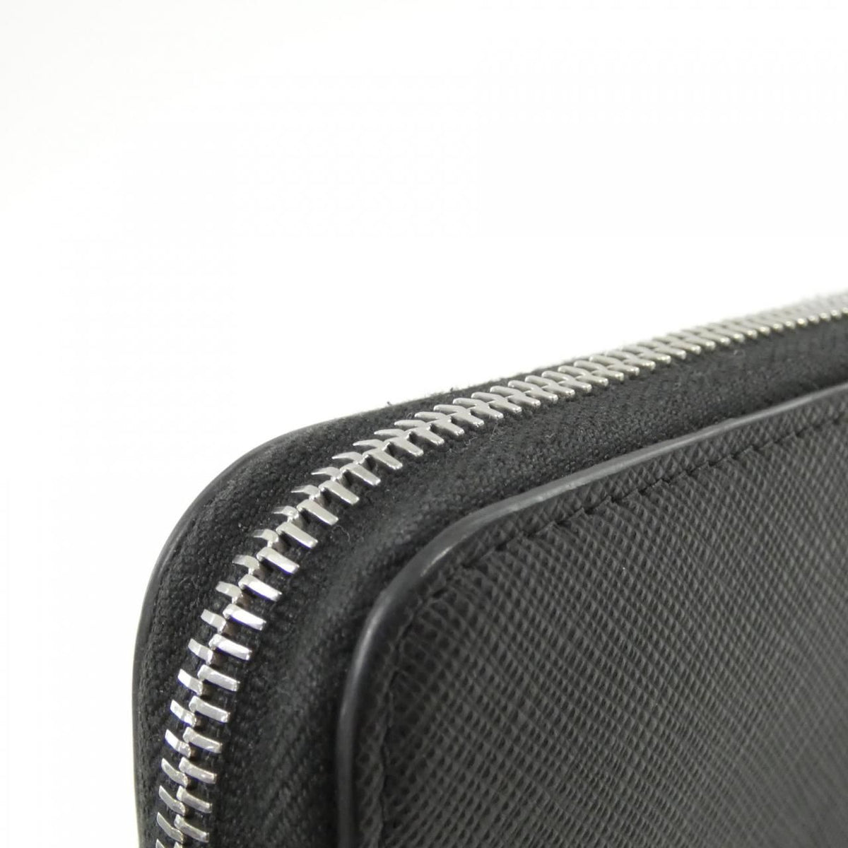 prada 2ml317 wallet side view
