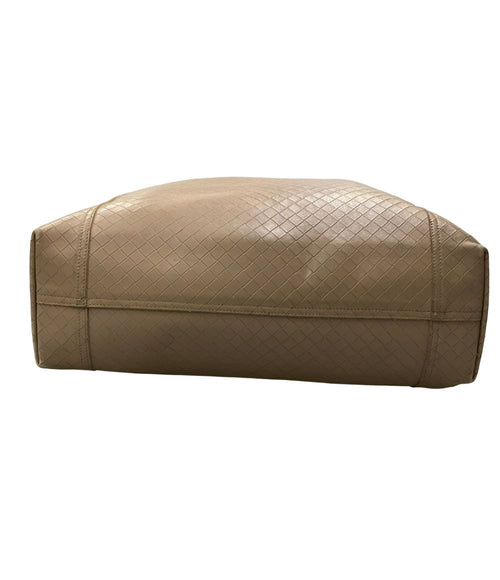 bottega veneta beige tote bag side view