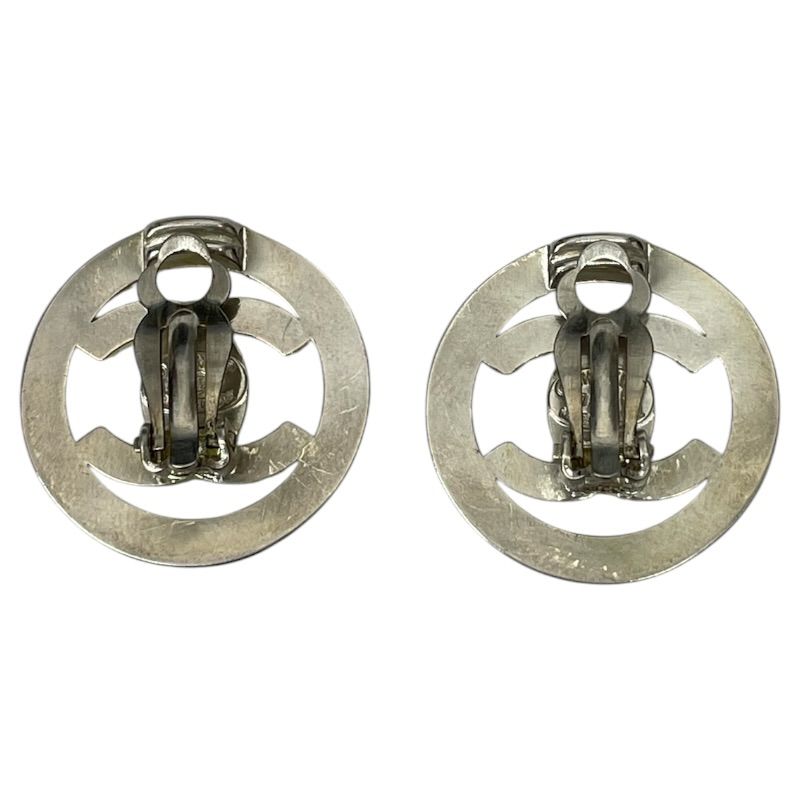 chanel earrings rear view