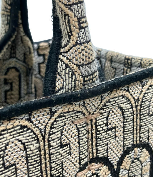 furla beige shoulder bag interior details