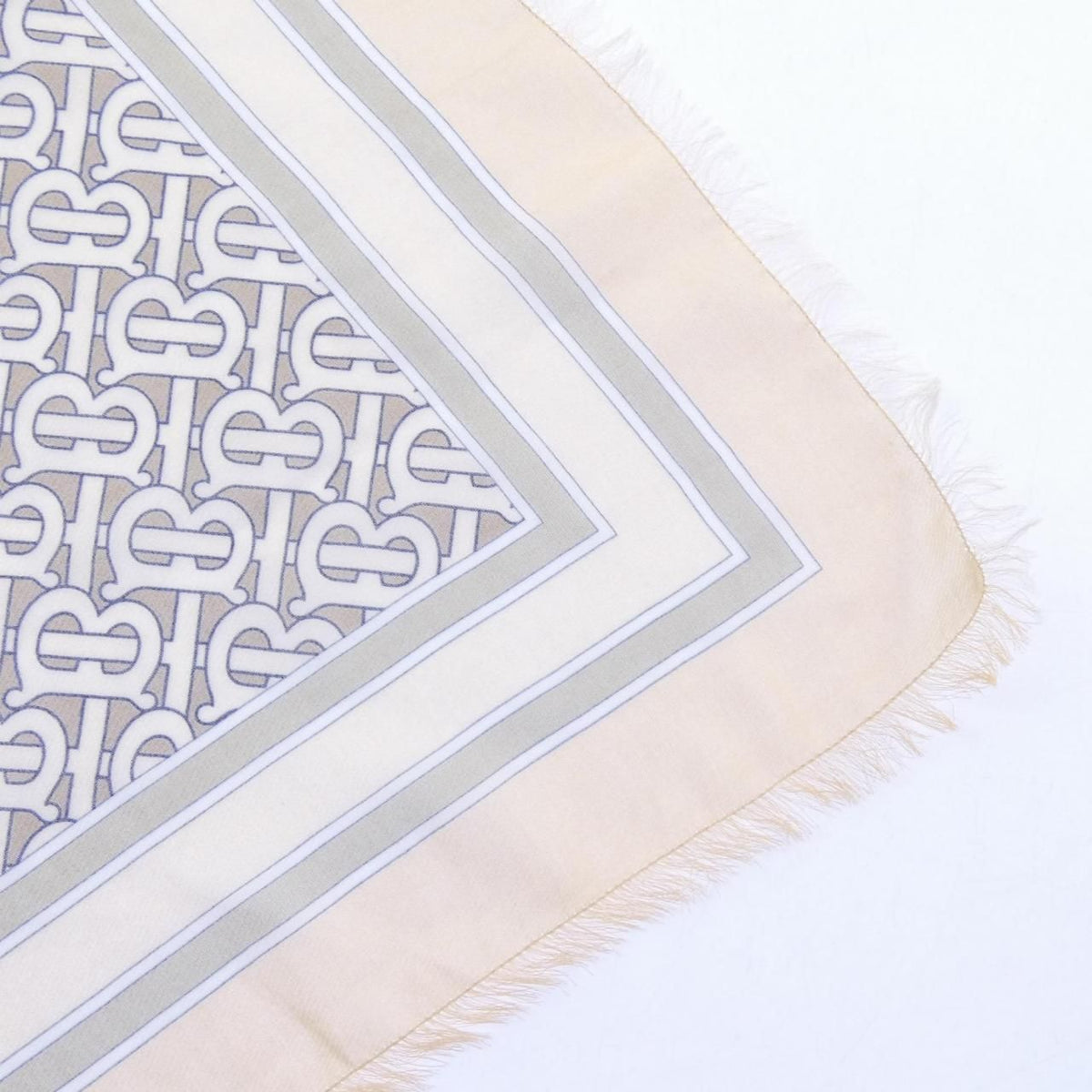 Burberry Scarf – Beige