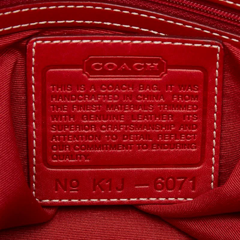 coach beige tote bag functional details