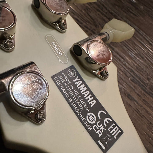 yamaha rse20 electric guitar markings and labels