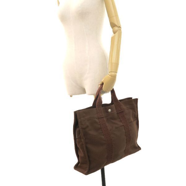 hermes tote bag markings and labels