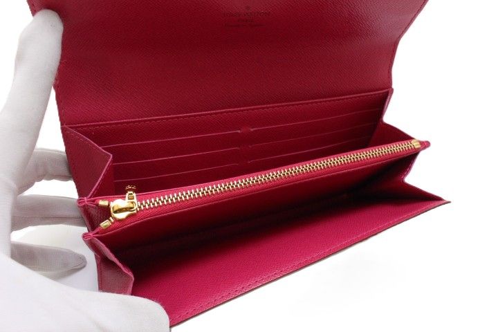 louis vuitton m93747 wallet markings and labels