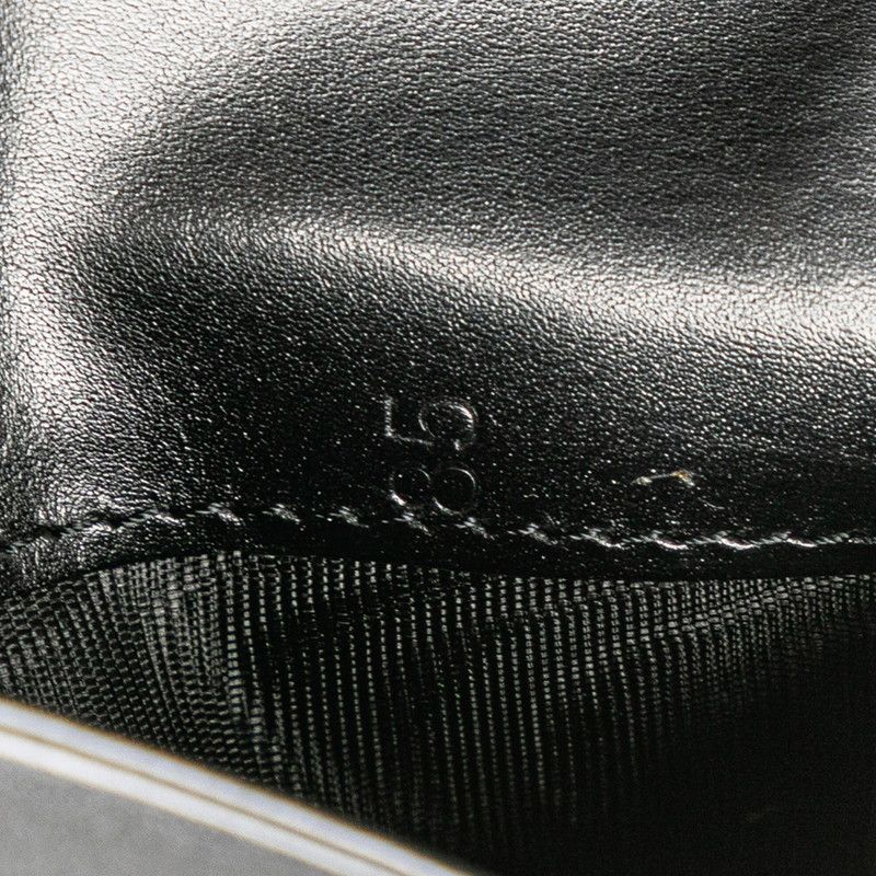 prada 1m0222 key case markings and labels