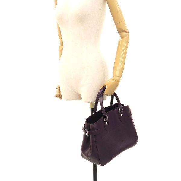 louis vuitton m5926k pouch / clutch markings and labels
