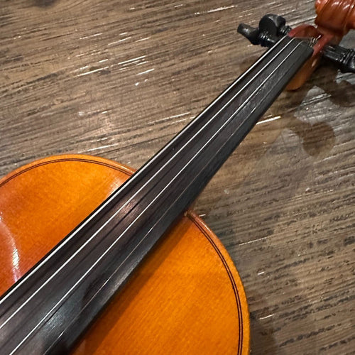 suzuki no.200 string instrument side view