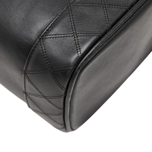 chanel handbag accessories included
