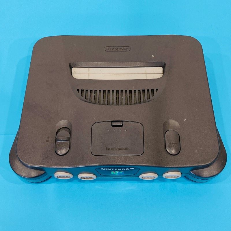 nintendo nus-001 video game console front view