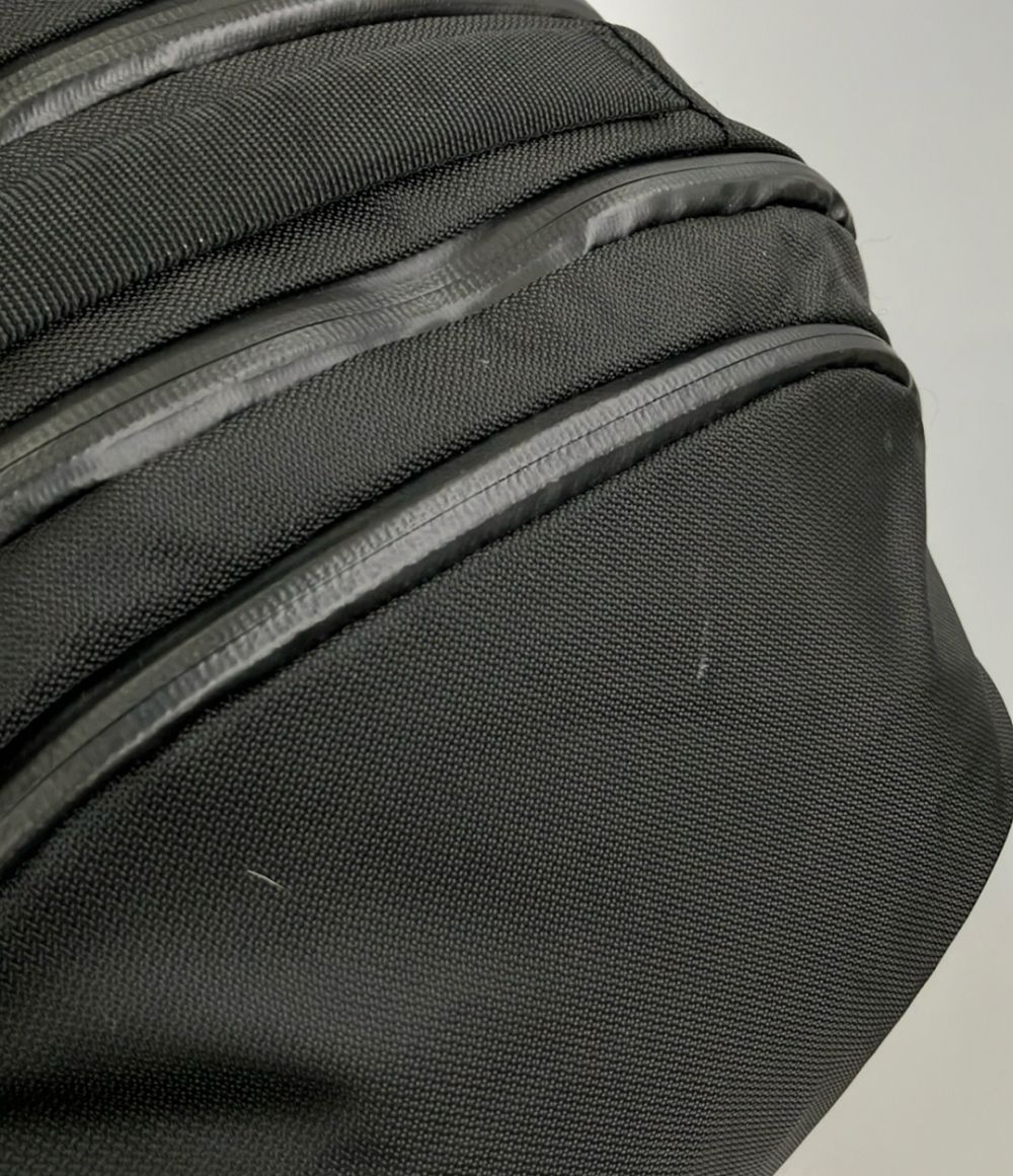 ace. backpack interior details