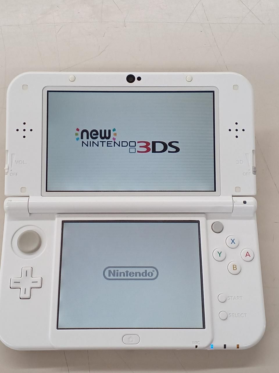 Nintendo RED-001 Handheld Console – Red