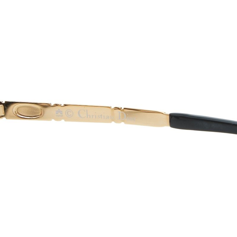 dior eyewear accessories included