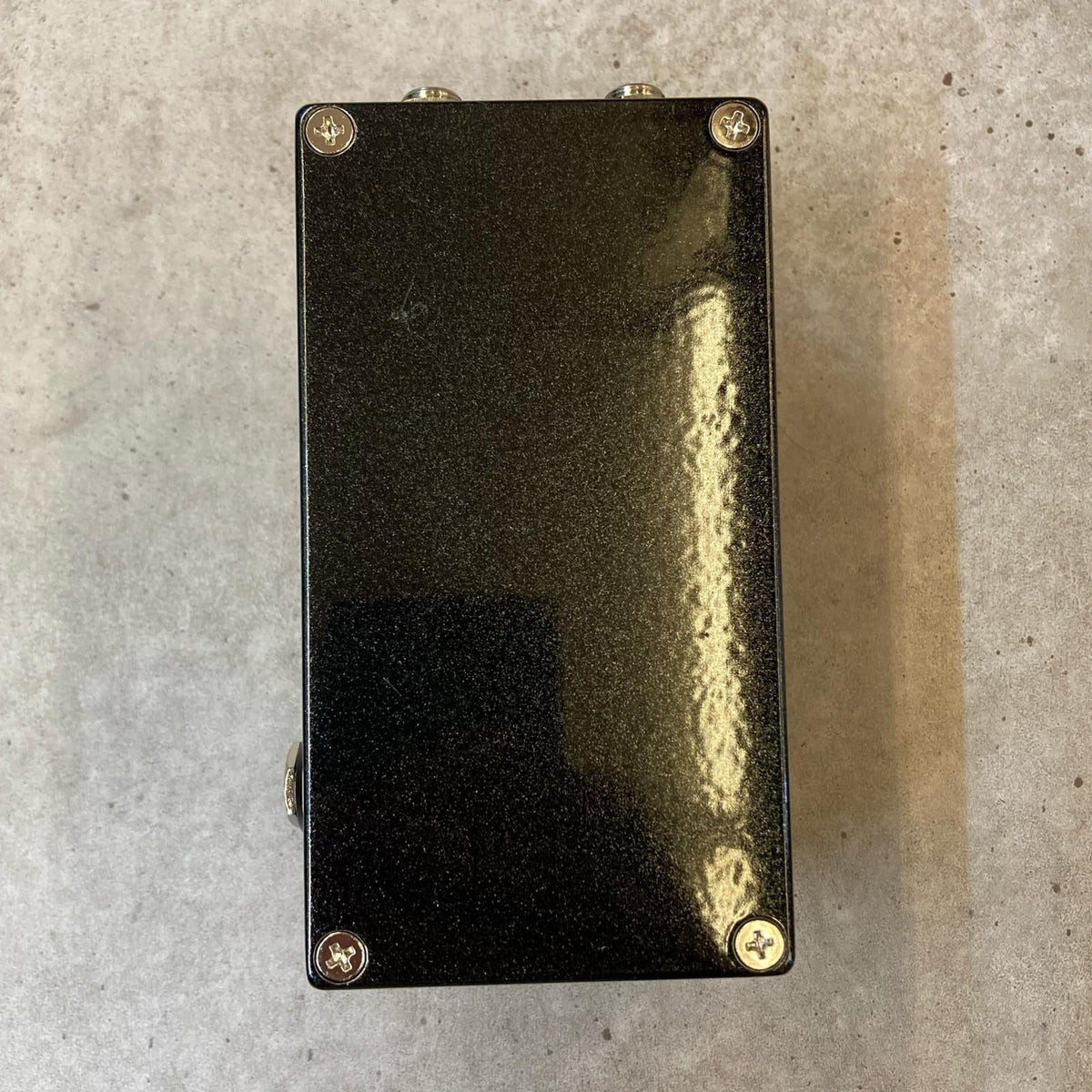 guitar effector front view