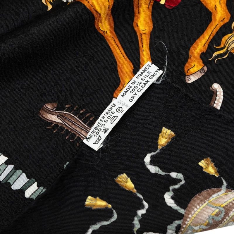 hermes scarf functional details