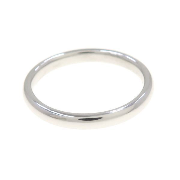 chanel ring side view