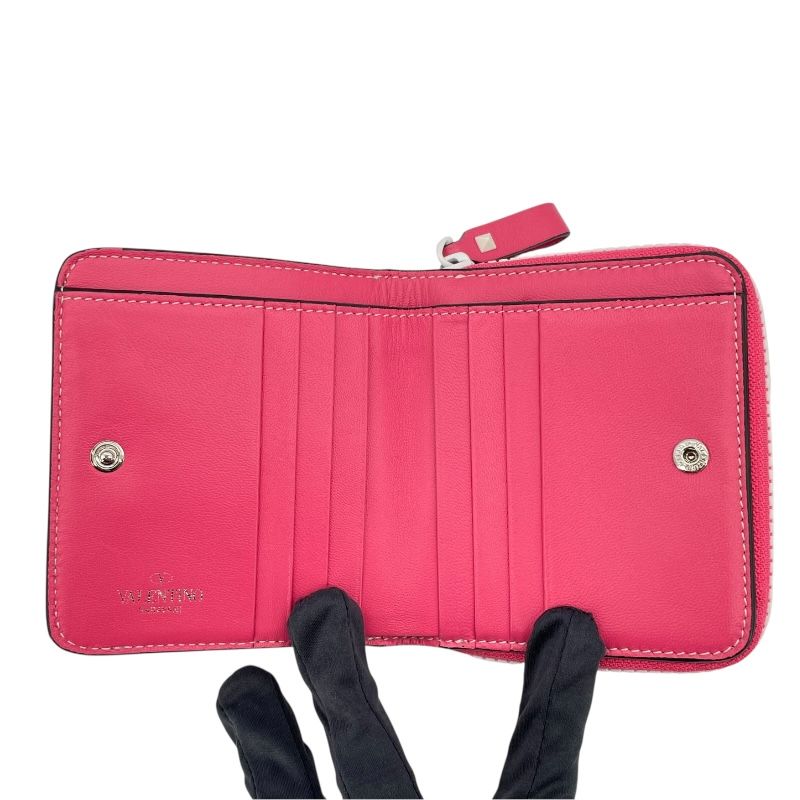 valentino pink wallet interior details