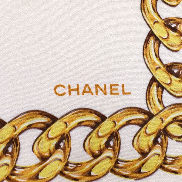 chanel scarf interior details