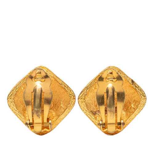 chanel earrings front view