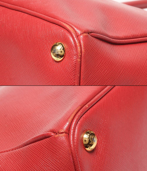 prada handbag condition details