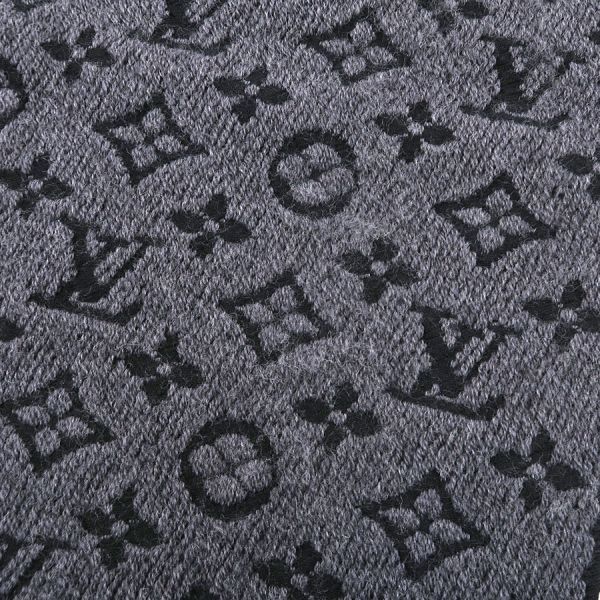 louis vuitton m78526 scarf side view