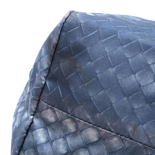 bottega veneta tote bag side view