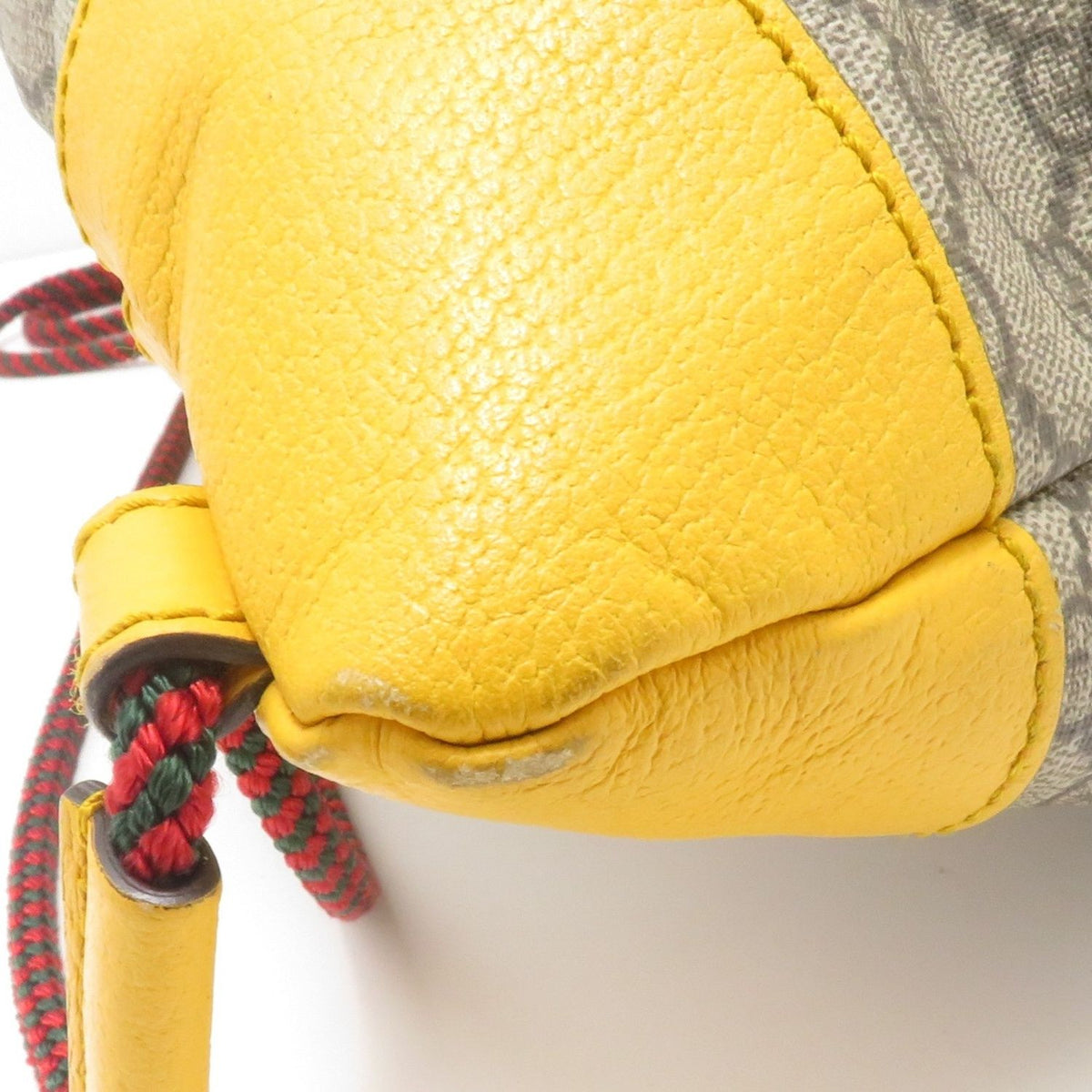 gucci beige backpack markings and labels