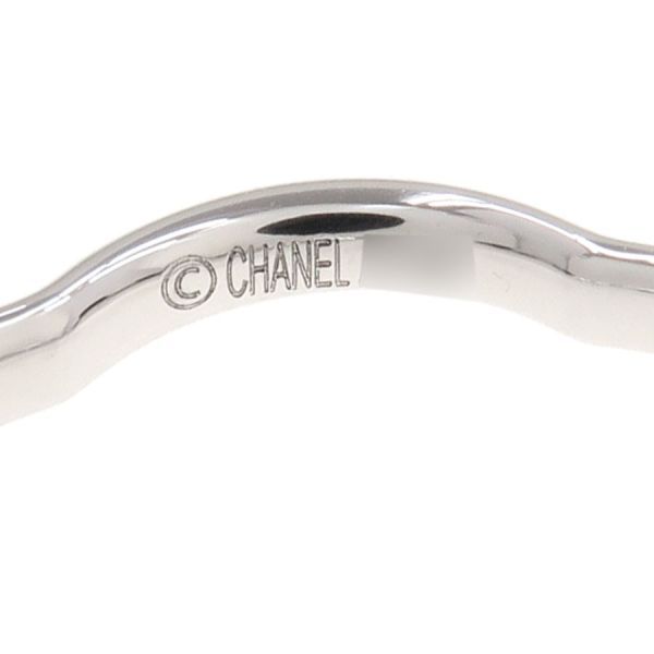 chanel ring interior details