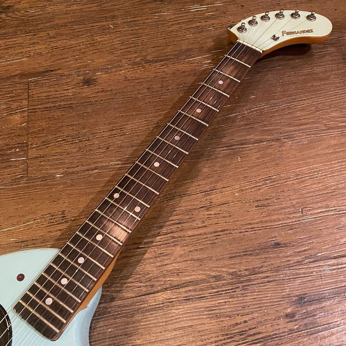 fernandes zo-3 electric guitar rear view