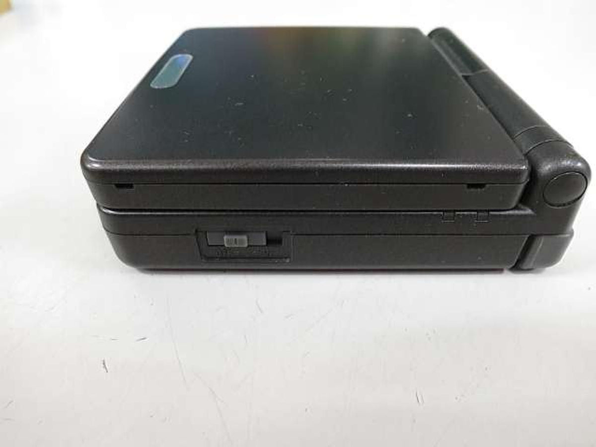 nintendo ags-001 handheld console interior details