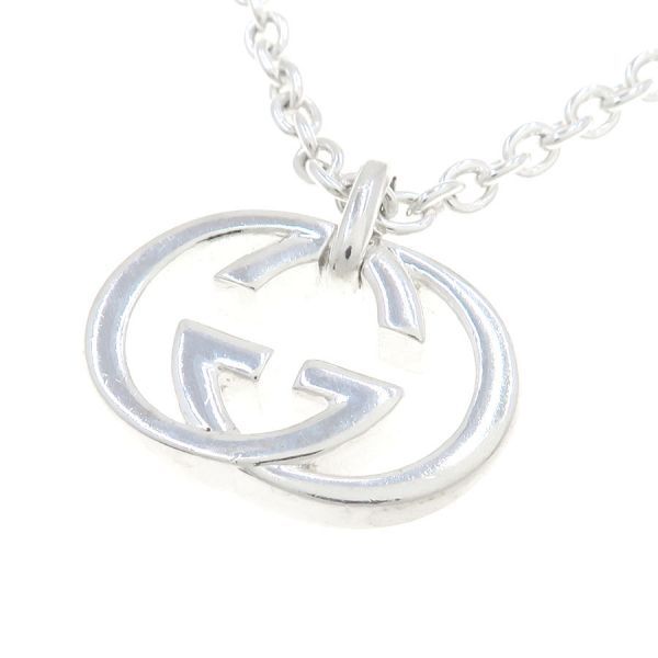 gucci necklace front view