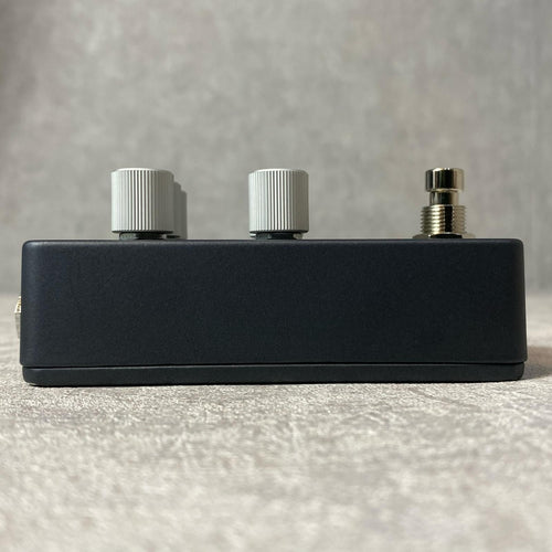 guitar effector rear view