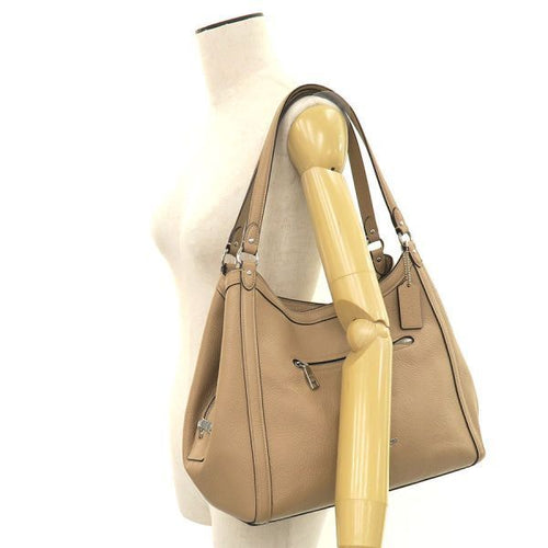 coach c6231 beige shoulder bag markings and labels