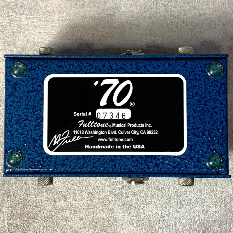 guitar effector interior details