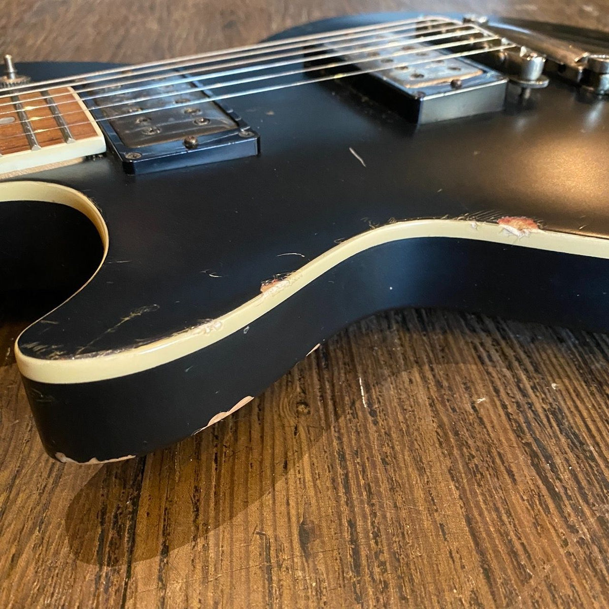 fernandes lg-480 electric guitar accessories included