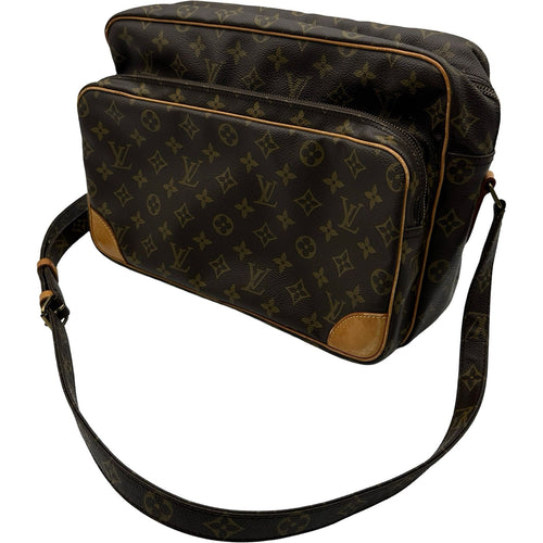 louis vuitton m45242 shoulder bag condition details