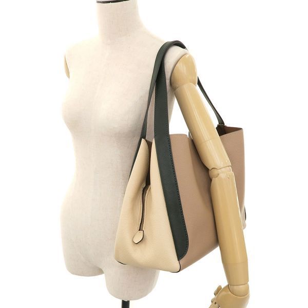 coach 76088 shoulder bag markings and labels