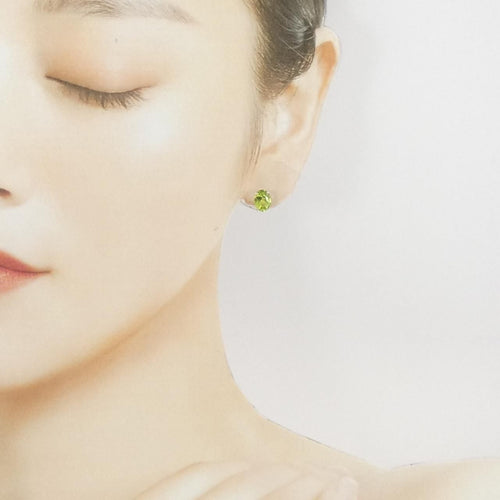 earrings side view