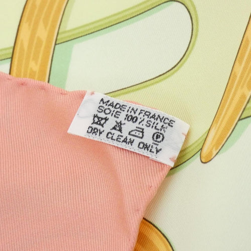 hermes scarf rear view