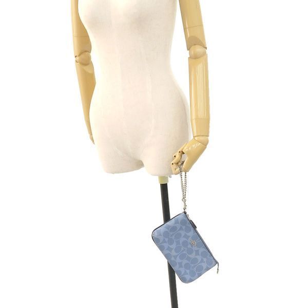 coach 92051 blue pouch / clutch markings and labels