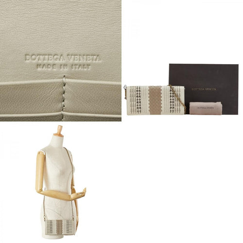 bottega veneta beige wallet markings and labels