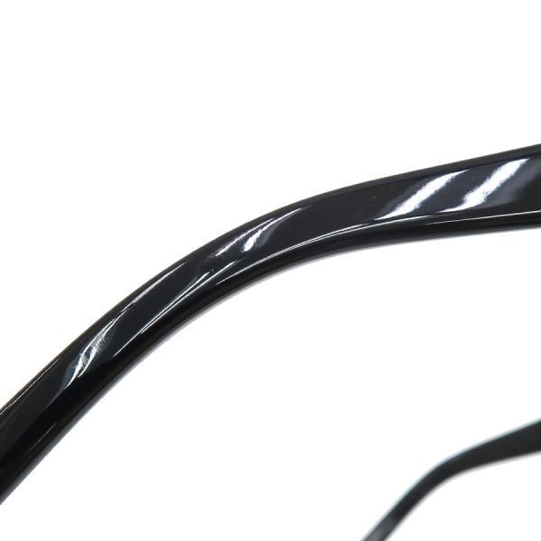 gucci gg0697s eyewear interior details