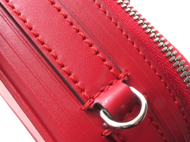 fendi 7va542 shoulder bag markings and labels