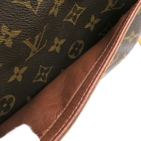 louis vuitton m51221 shoulder bag interior details