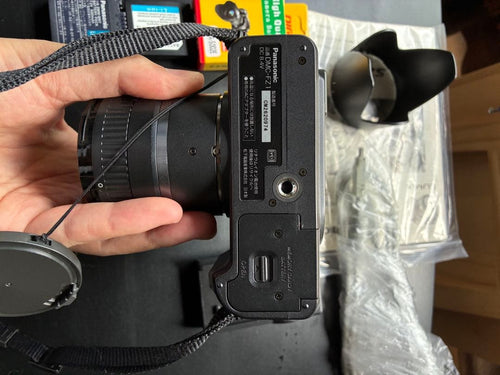 panasonic dmc-fz1 camera accessories included