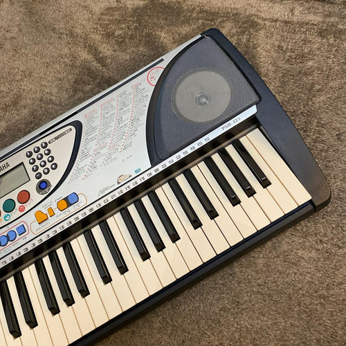 yamaha psr-j21 keyboards & synth side view